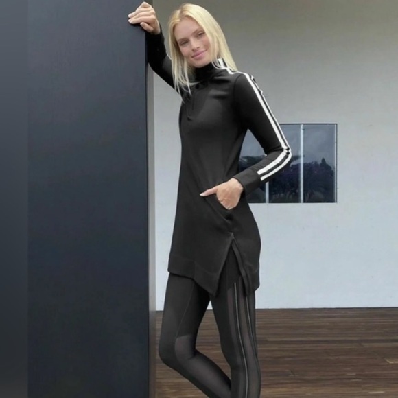 Athleta XS Crosstown Track Dress Pullover Long Sleeve‎ with Pockets - Picture 4 of 15